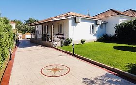 Villa Yakinthi